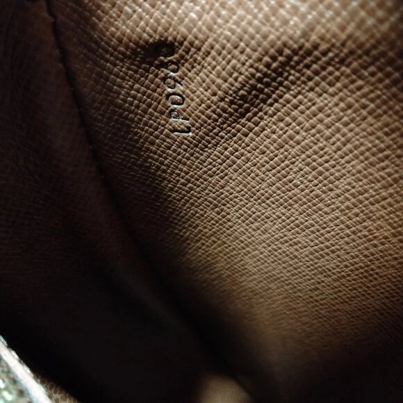 Authentic Louis Vuitton Saint Cloud Brown Monogram Shoulder Bag 255-121925 - Picture 9 of 9